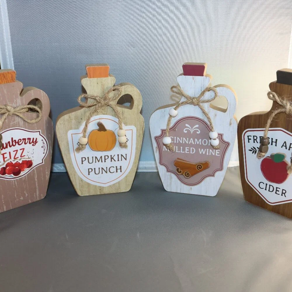 Table Top Decor Cranberry Fizz Apple Cider Cinnamon & Pumpkin Punch wood jugs